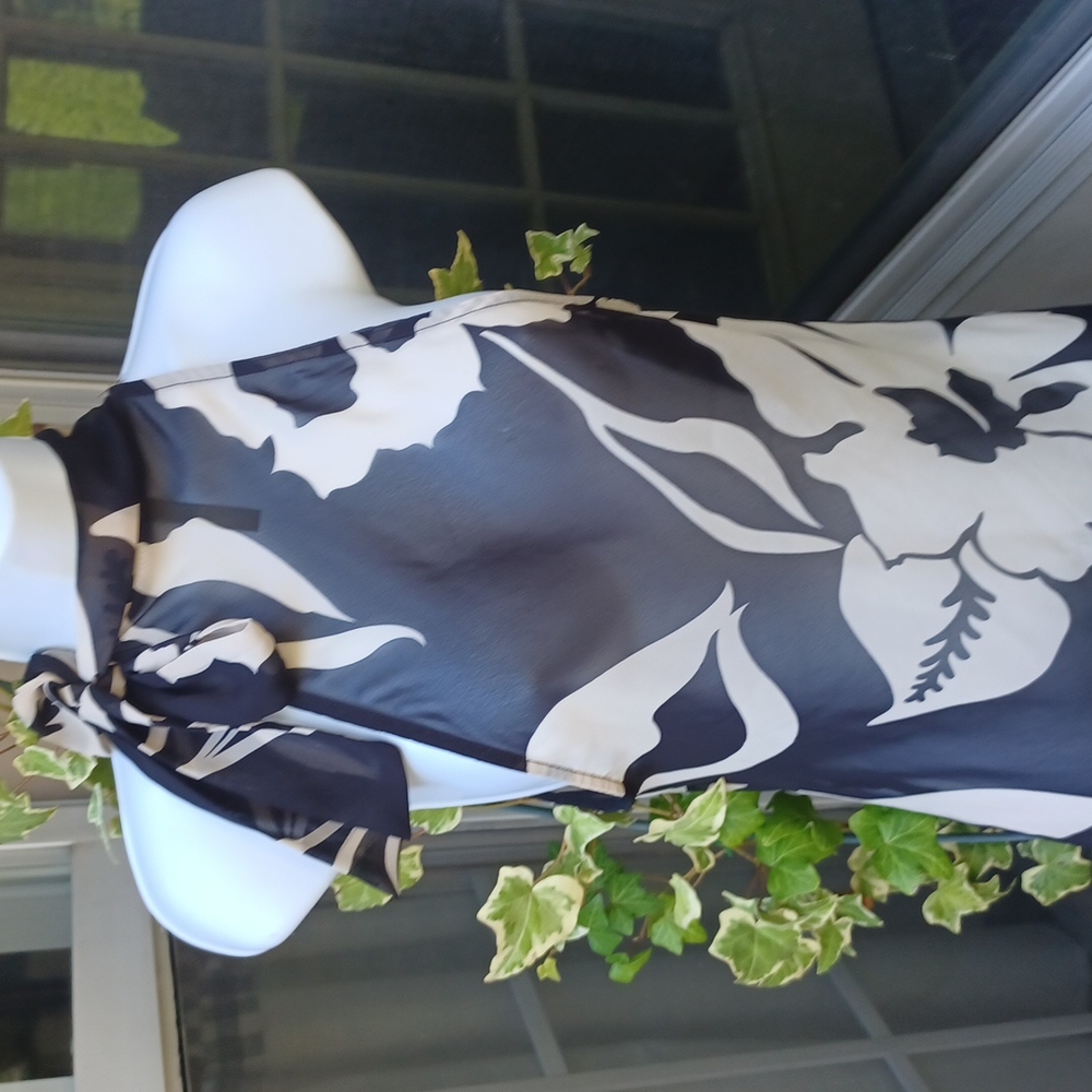 Do & Be sleeveless blouse - Picture 3 of 6